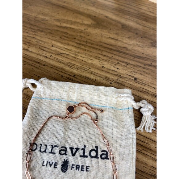 Pura Vida Bracelet - Picture 2 of 3
